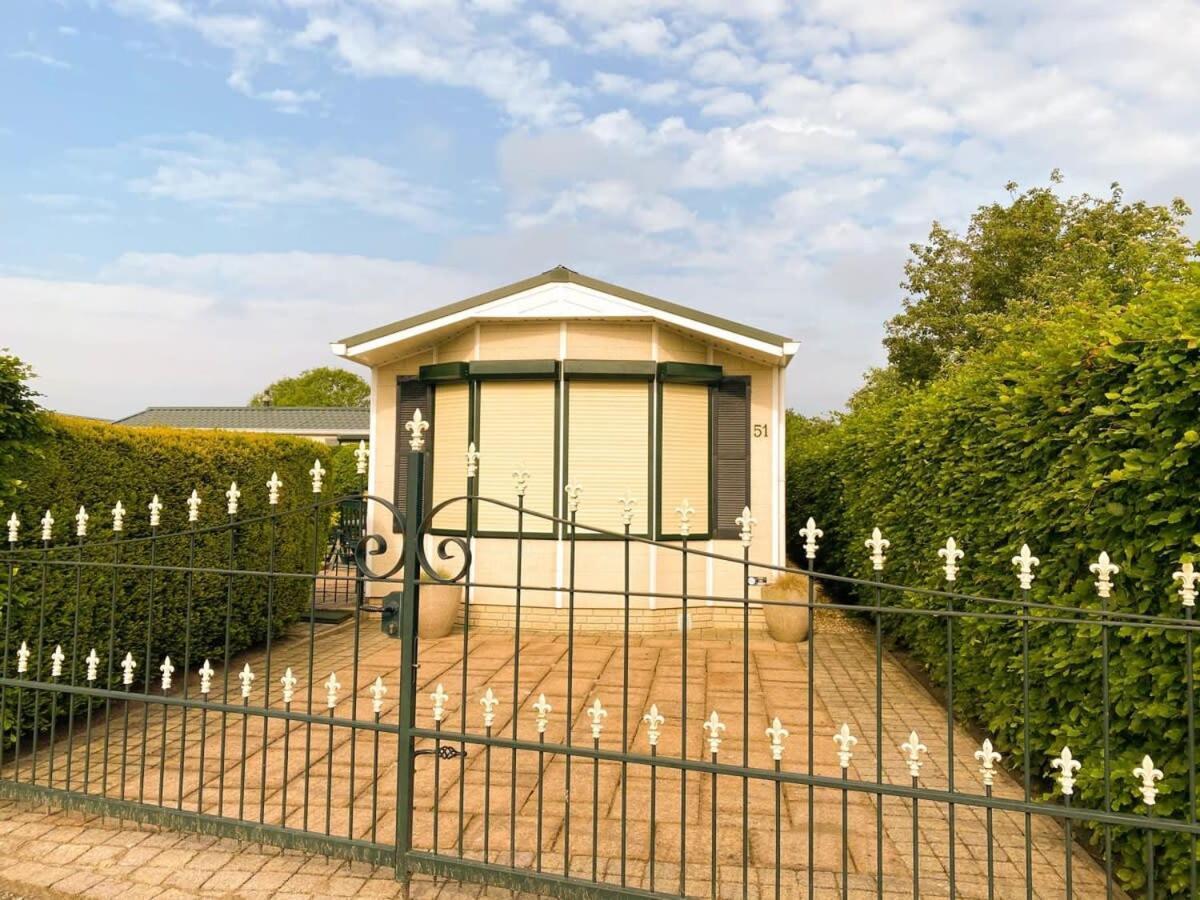 Villa Hello Zeeland - Vakantiehuis Paarlhof 51 à Groede Extérieur photo