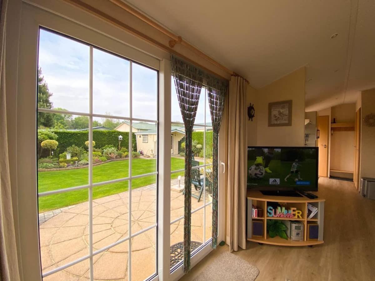 Villa Hello Zeeland - Vakantiehuis Paarlhof 51 à Groede Extérieur photo
